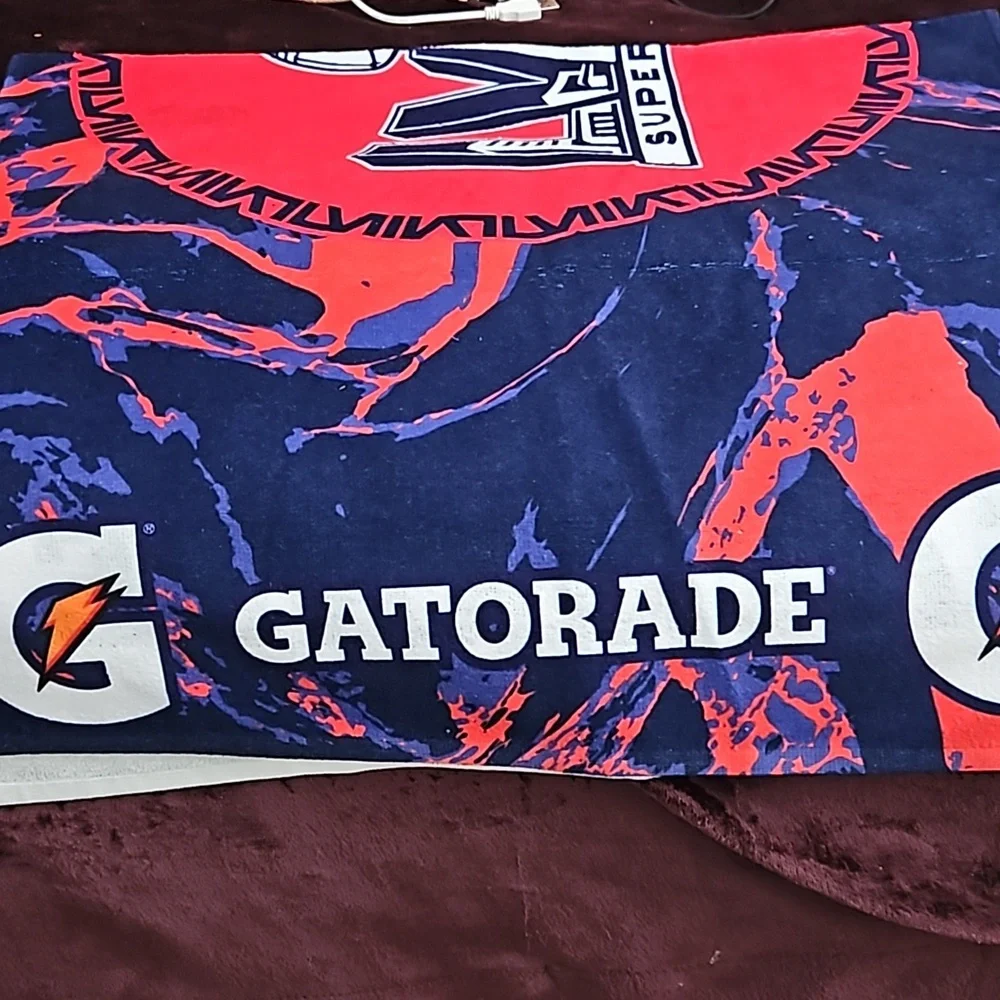 Brand new gatorade super Bowl bath sheet tag still on 40 inches long.